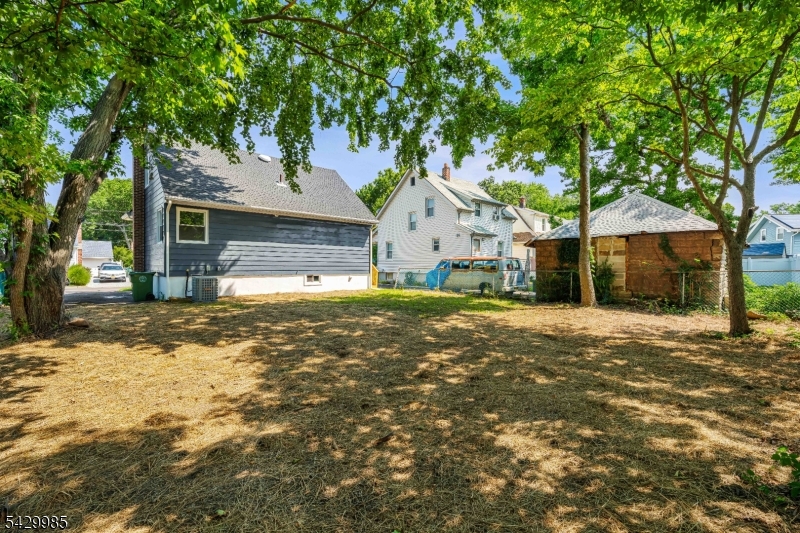 429 Wheatsheaf Rd Property Photo 32