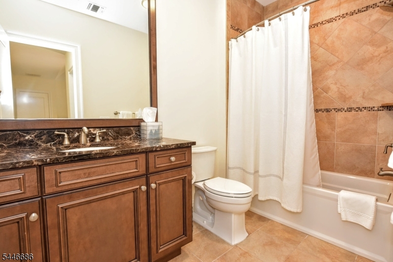 175 Cortland Dr Property Photo 33
