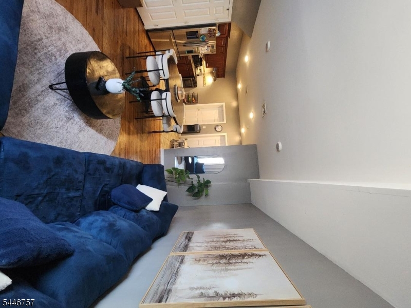 245 W Grand Property Photo 13