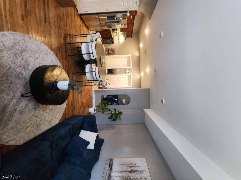 245 W Grand Property Photo 14