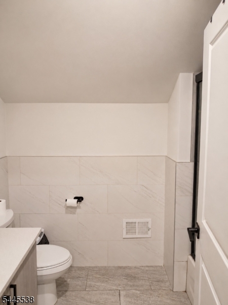 52 Holland St Property Photo 10