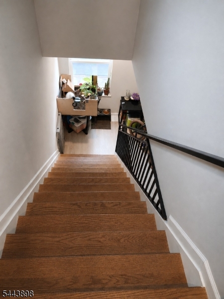 52 Holland St Property Photo 5