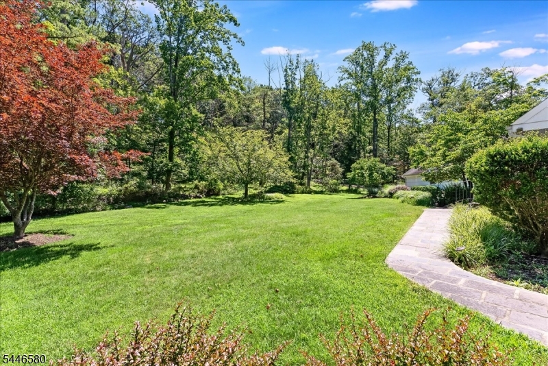 23 The Crossway Property Photo 42