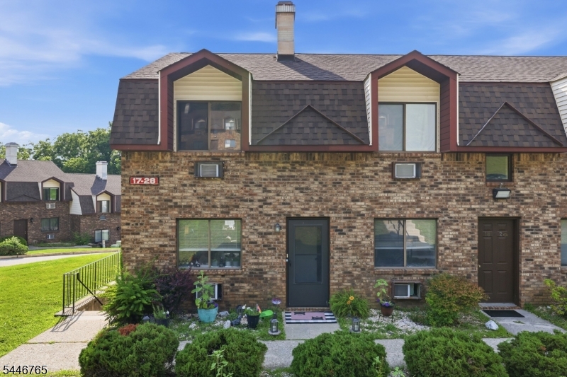 17 Great Gorge Ter Property Photo 1