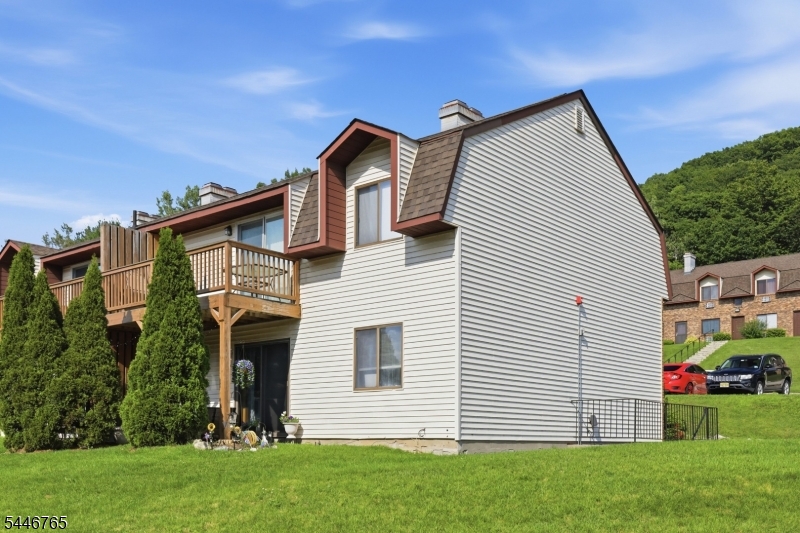 17 Great Gorge Ter Property Photo 4