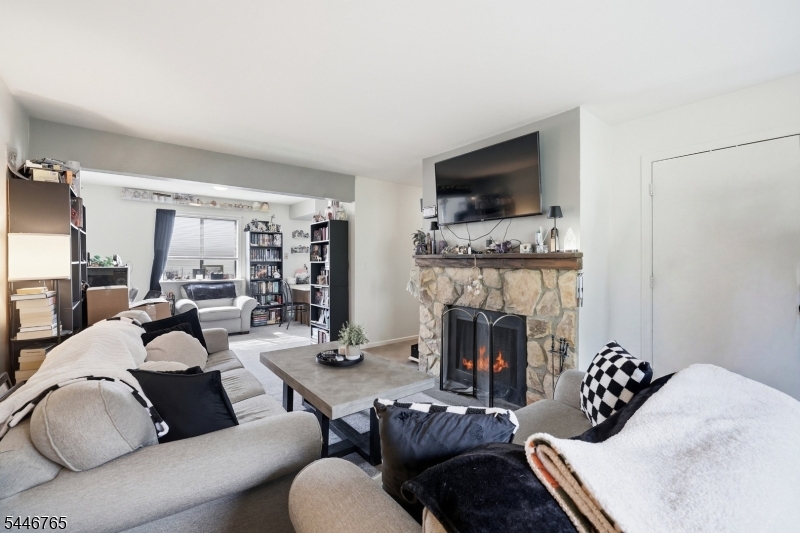 17 Great Gorge Ter Property Photo 7