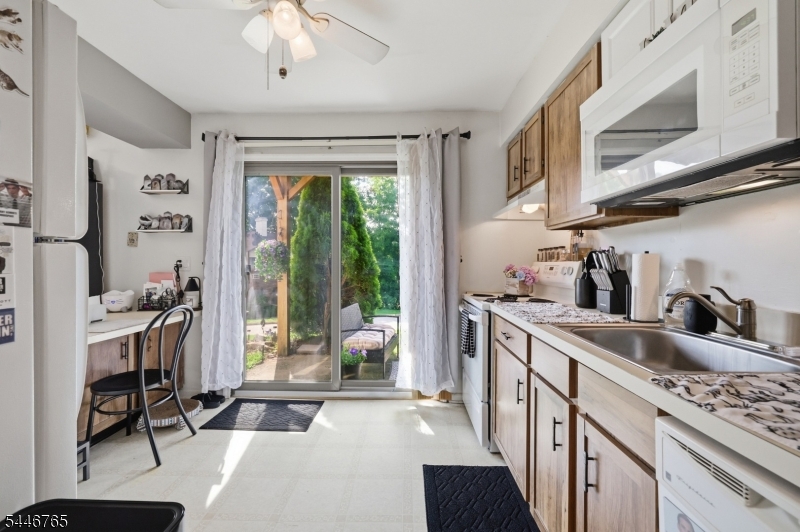 17 Great Gorge Ter Property Photo 10