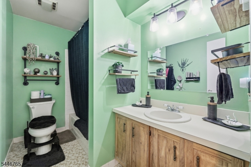 17 Great Gorge Ter Property Photo 16