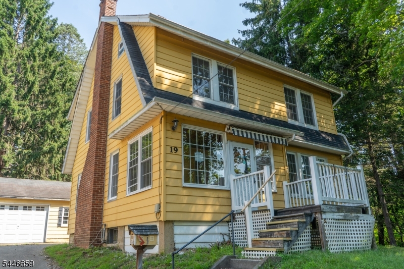 19 New St Property Photo 2