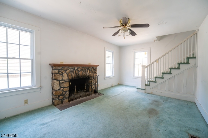 19 New St Property Photo 16