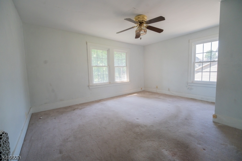 19 New St Property Photo 24
