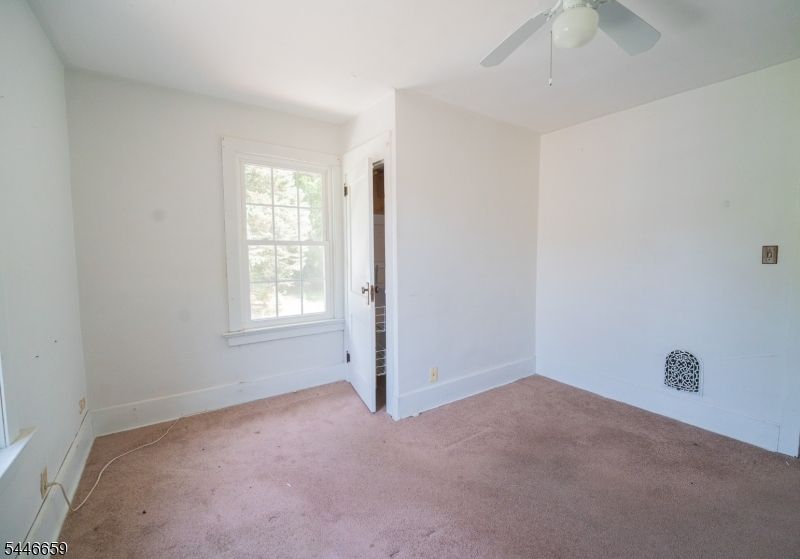 19 New St Property Photo 27