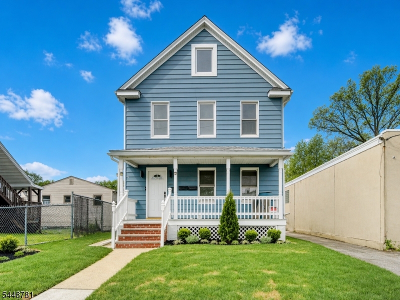 351 Railroad Ave Property Photo 1