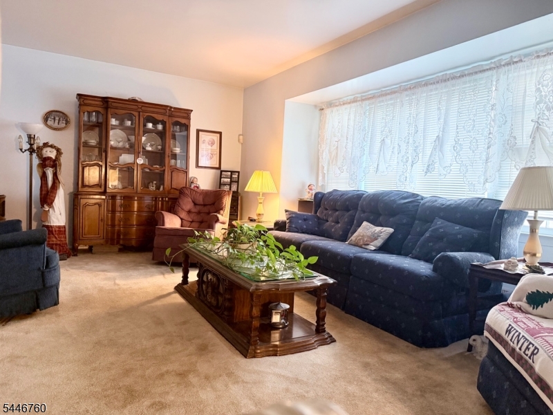 138 Georgia St Property Photo 2