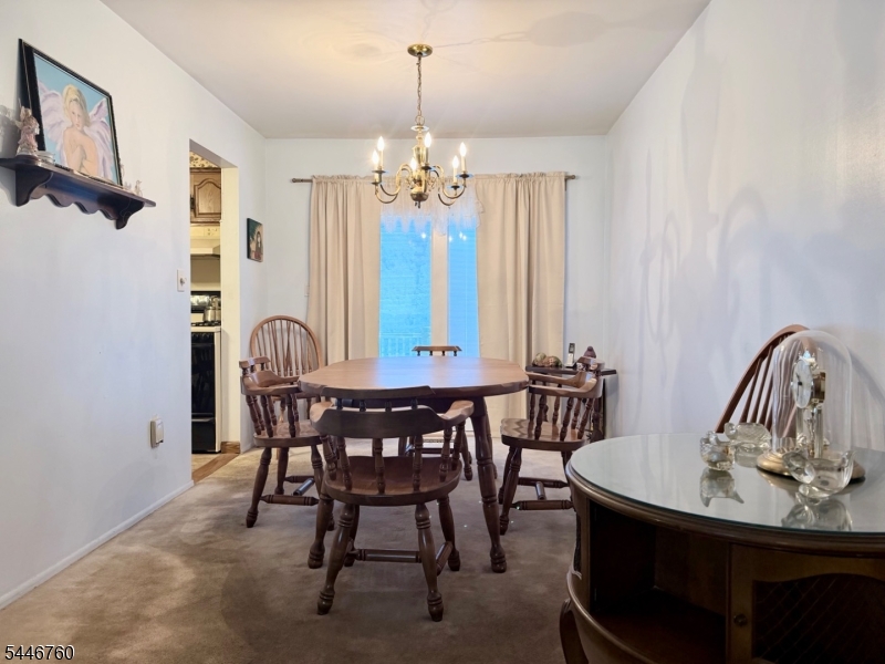 138 Georgia St Property Photo 4