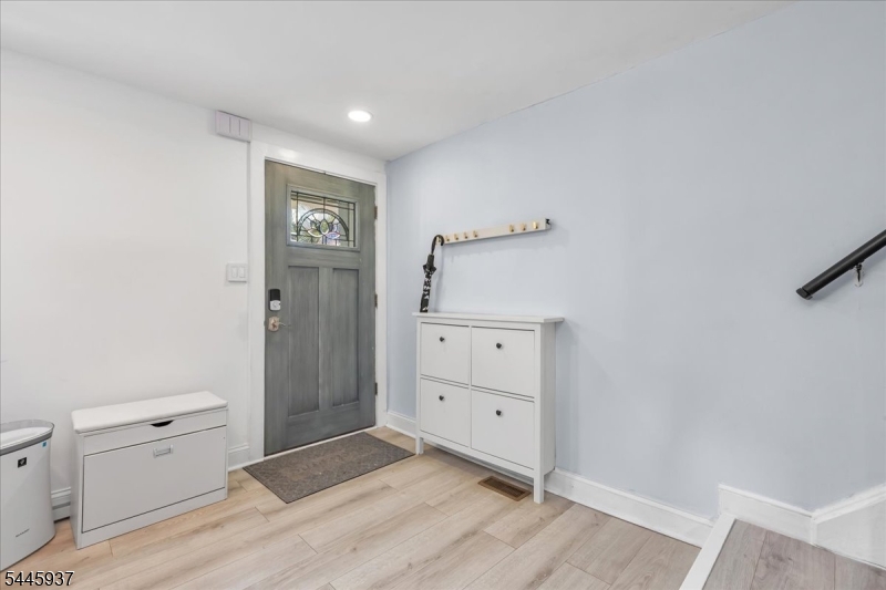 603 Lincoln Park Property Photo 4