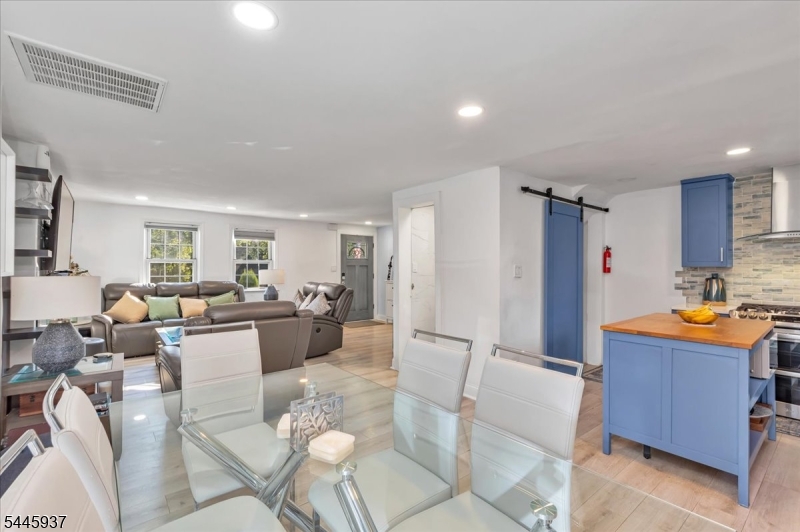 603 Lincoln Park Property Photo 10