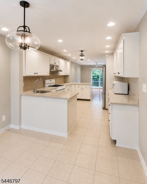 141 Coburn Rd Property Photo 13