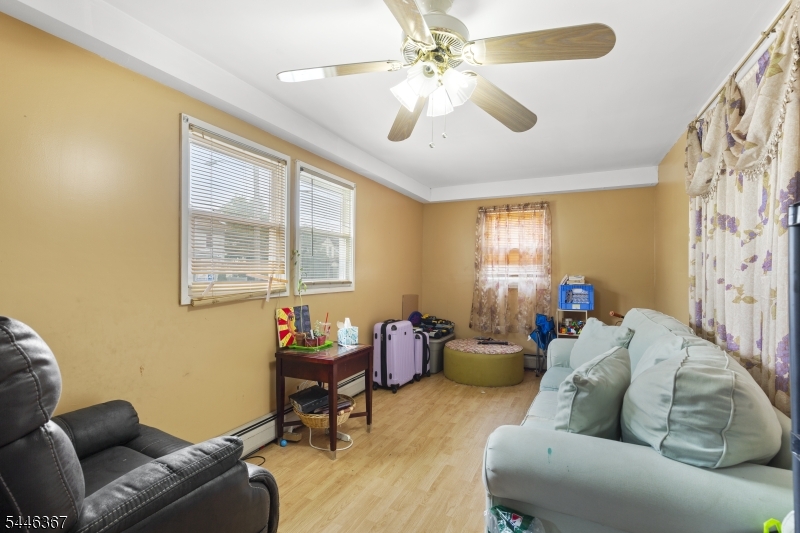 37 Newfield St Property Photo 3