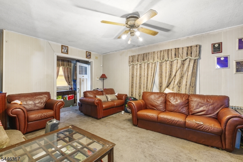 37 Newfield St Property Photo 7