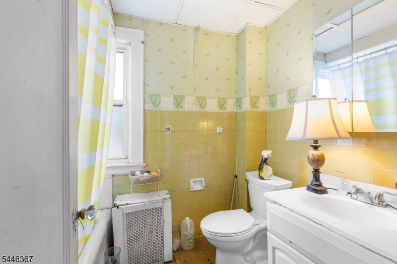 37 Newfield St Property Photo 15