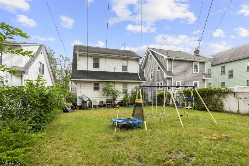 37 Newfield St Property Photo 21