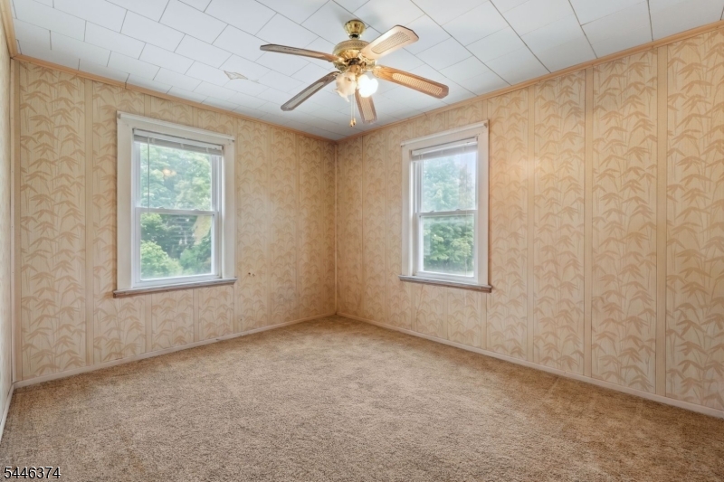 155 Berkshire Pl Property Photo 6