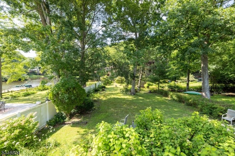 2 Algonquin Trl Property Photo 31