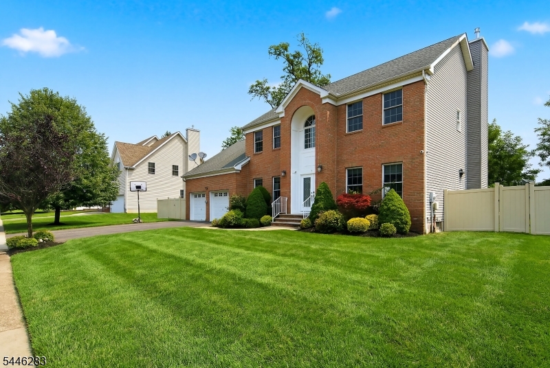 9 Trista Way Property Photo 6