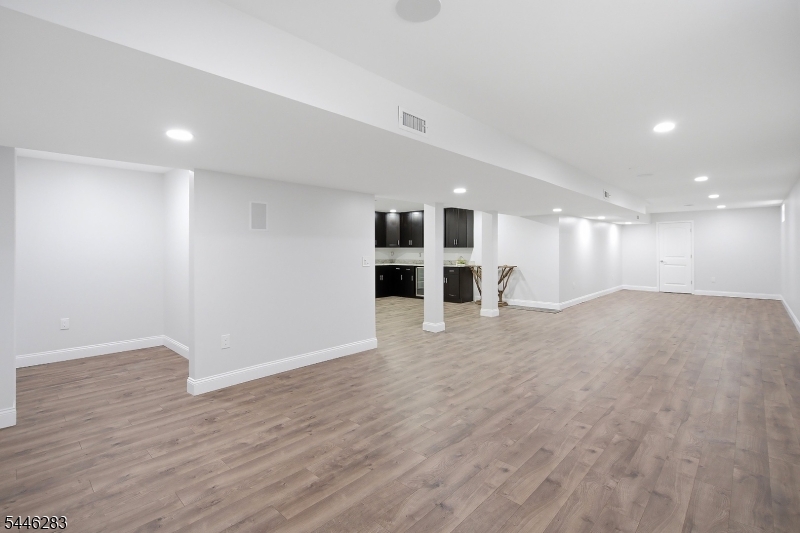 9 Trista Way Property Photo 37