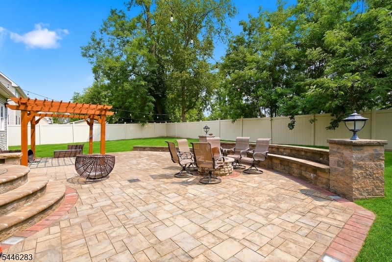 9 Trista Way Property Photo 41