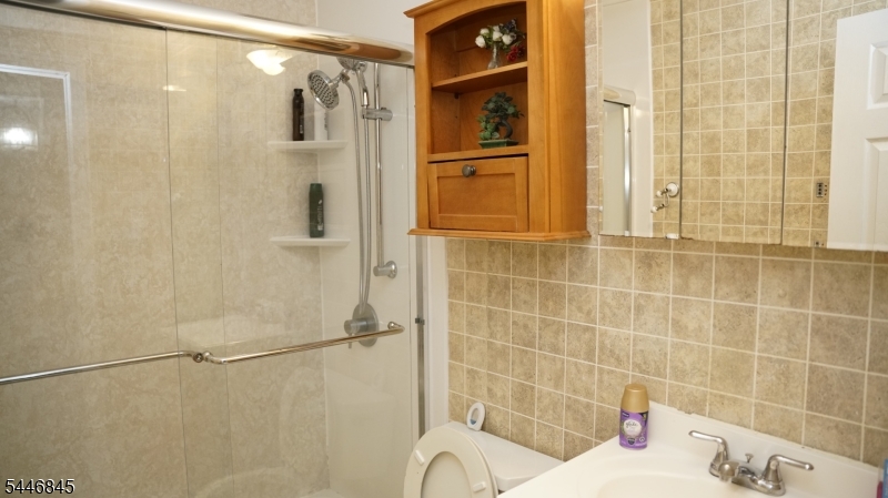 118 Devonshire Ct Property Photo 14