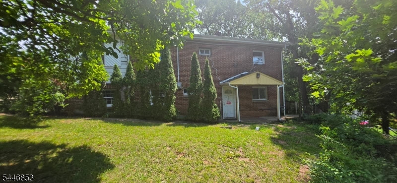 70 Wood Ave Property Photo 1