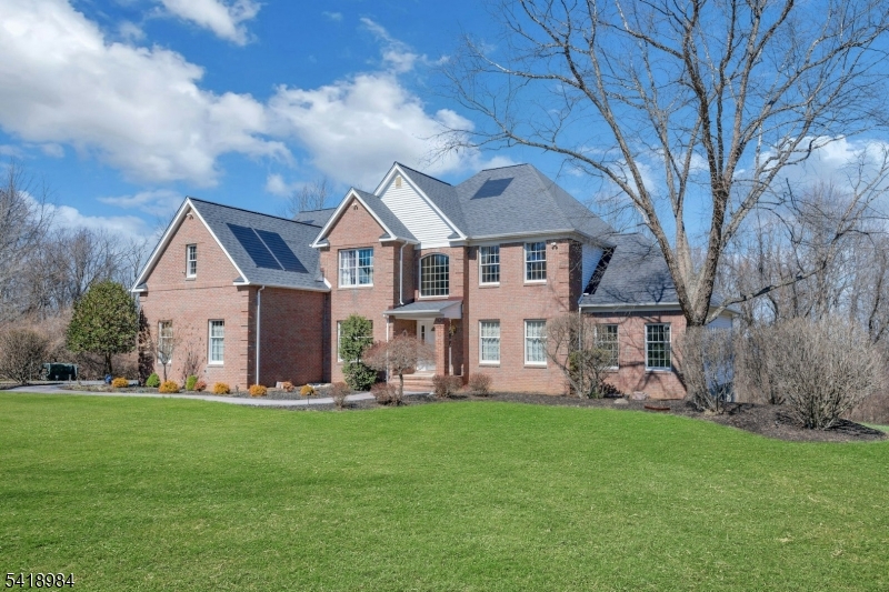 5 Noble Ct Property Photo 3