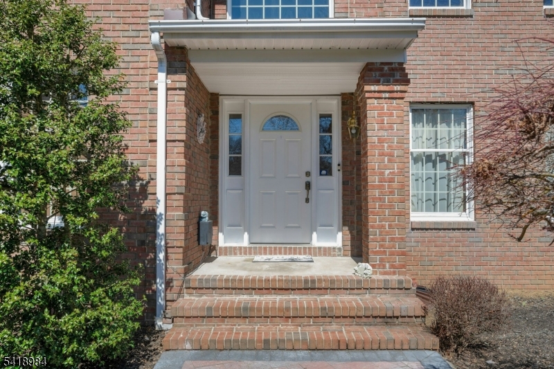 5 Noble Ct Property Photo 5