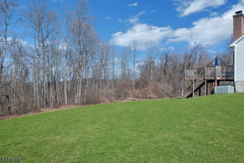 5 Noble Ct Property Photo 37