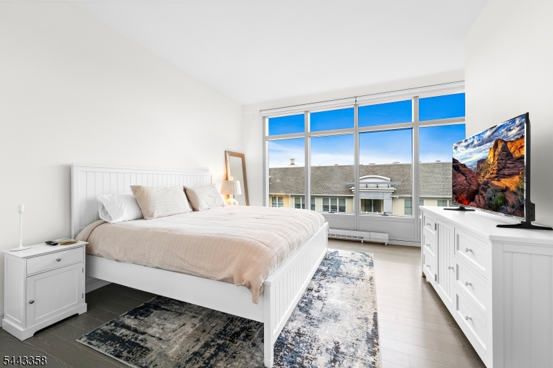 30 Melrose Ter 408 408 Property Photo 12