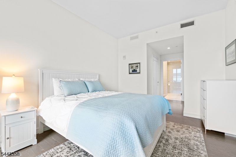 30 Melrose Ter 408 408 Property Photo 20