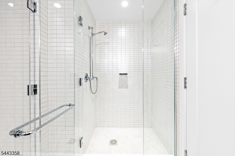 30 Melrose Ter 408 408 Property Photo 21