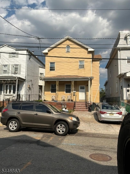 31 Prospect St Property Photo 1
