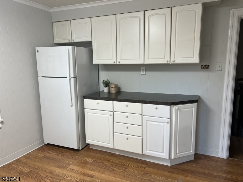 100 Wootton Road Property Photo 13