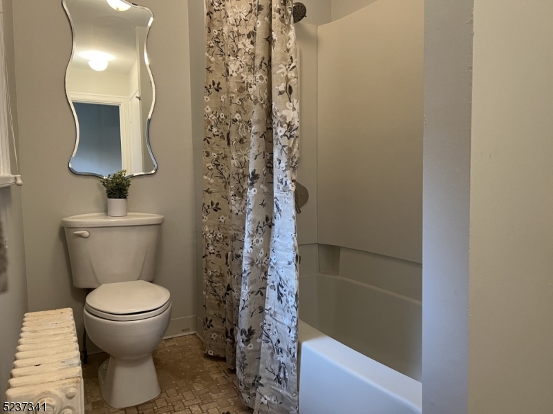 100 Wootton Road Property Photo 14