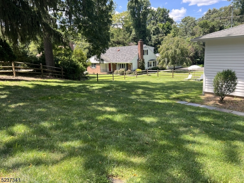 100 Wootton Road Property Photo 16