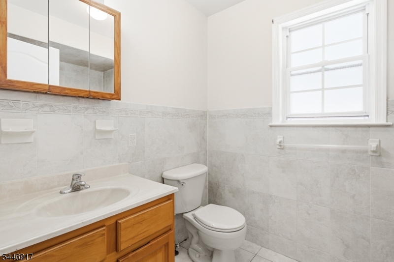 17 Chester Ave Property Photo 19