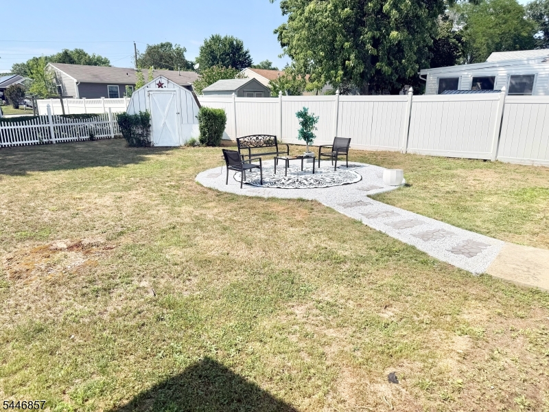 104 Nautilus Dr Property Photo 21