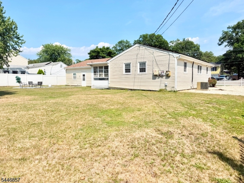 104 Nautilus Dr Property Photo 22
