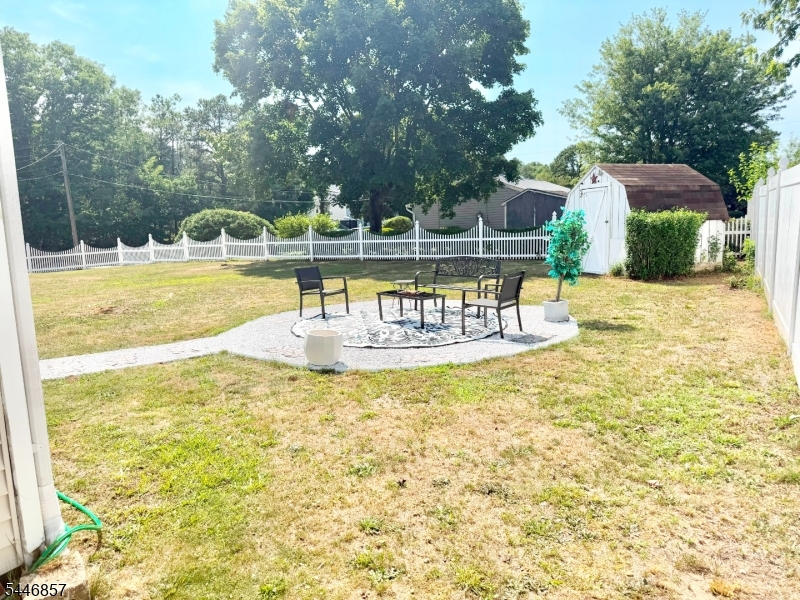 104 Nautilus Dr Property Photo 27