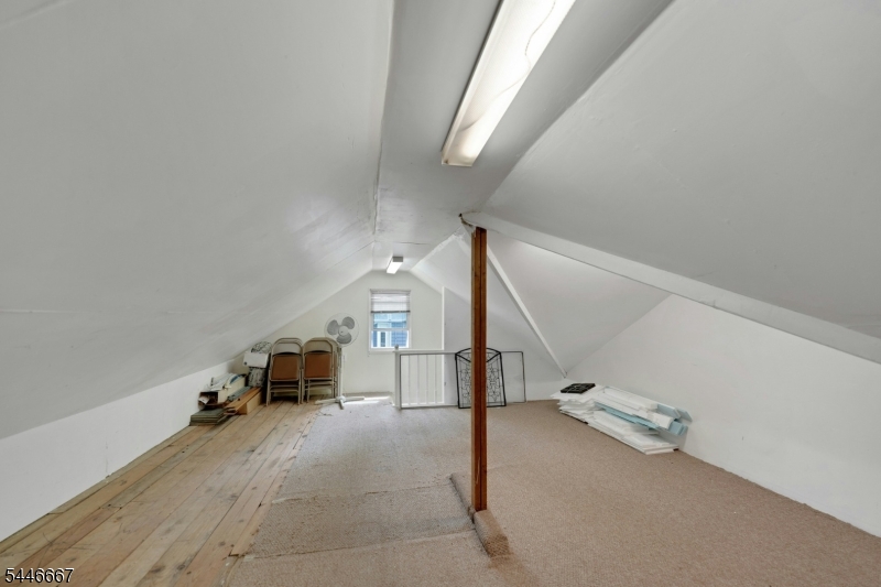 72 Mountain Ave Property Photo 38