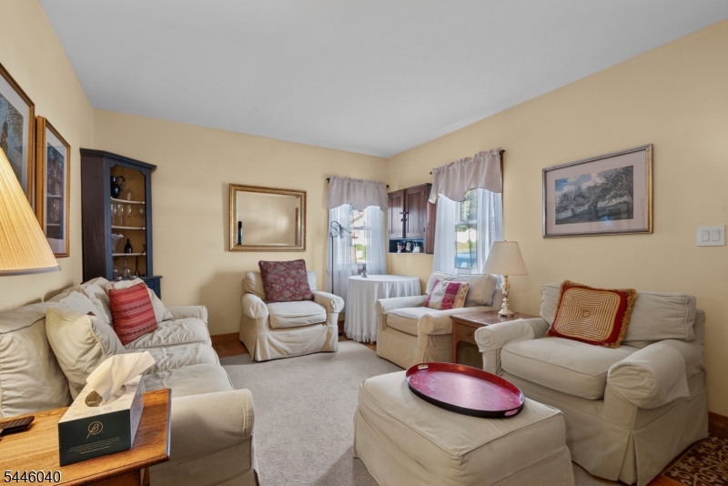 38 Hackensack St Property Photo 7