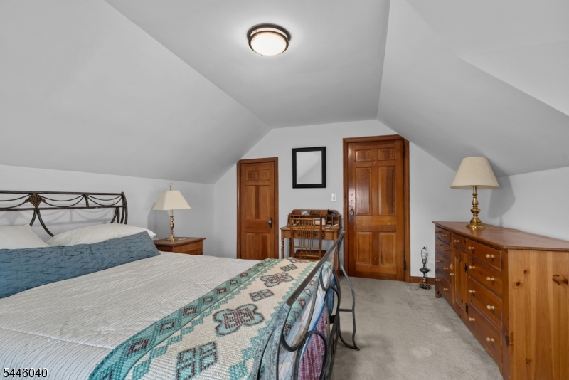 38 Hackensack St Property Photo 10